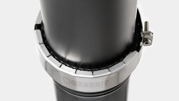 Gheară de susținere Geberit pentru o conexiune longitudinală nedeformabilă Gheară de susținere Geberit pentru o conexiune longitudinală nedeformabilă