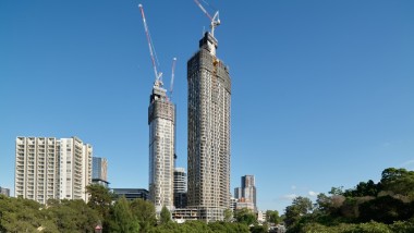 Cele două turnuri George 180 anunță densificarea aglomerării urbane din Sydney (© Michael Curwood & Adam Powell)