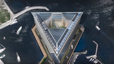 Construcția triunghiulară a acoperișului, inclusiv cupola de sticlă, trebuie să reziste la vânt și la intemperii, în ciuda poziției sale expuse.((©Foster&Partners))