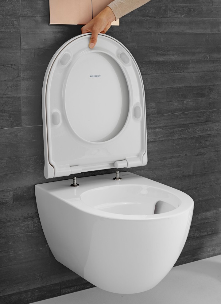 Vasul WC Geberit Acanto cu funcţie QuickRelease