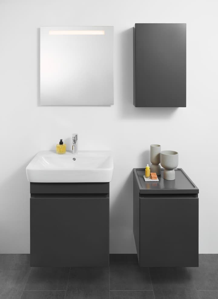 Opțiune Oglindă Basic 60 cm combinată cu seria de baie Renova Opțiune Oglindă Basic 60 cm combinată cu seria de baie Renova