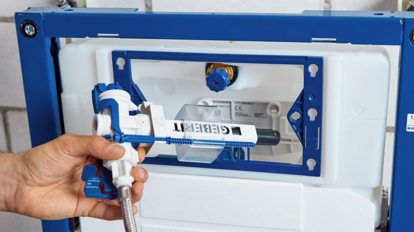 Valve de alimentare cu apă Geberit DuoFix și Geberit Tip 383 pentru rezervoare Valve de alimentare cu apă Geberit DuoFix și Geberit Tip 383 pentru rezervoare