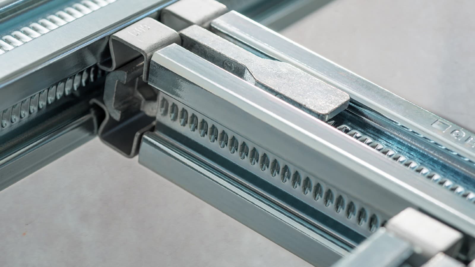 Geberit GIS profil și element de conectare Geberit GIS profil și element de conectare