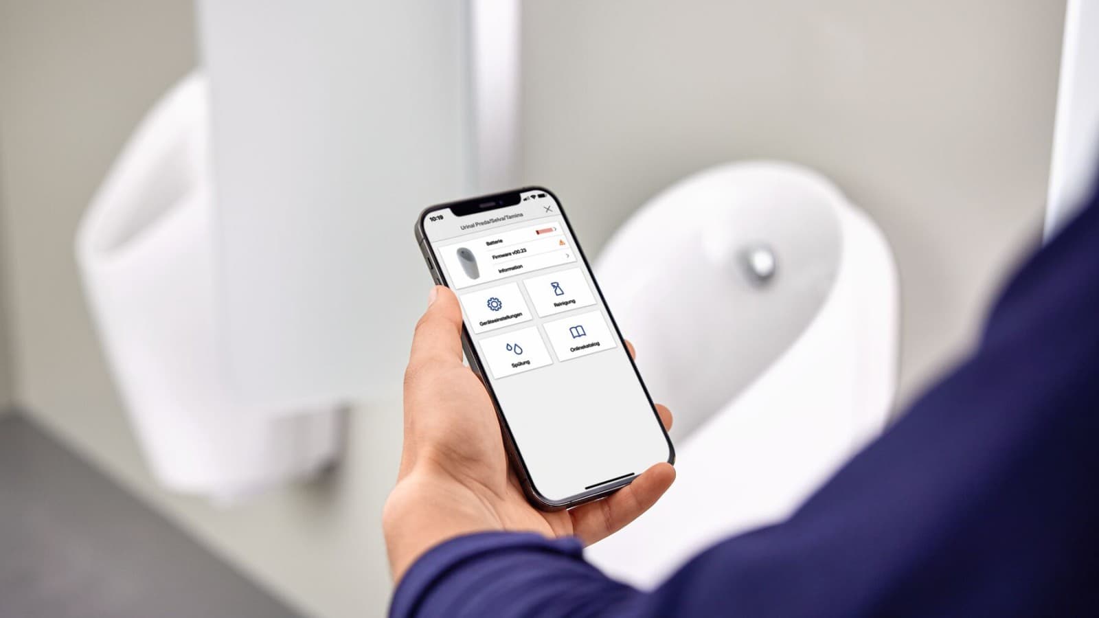 Pisoarele Geberit pot fi operate cu ușurință prin intermediul aplicației Geberit Control Pisoarele Geberit pot fi operate cu ușurință prin intermediul aplicației Geberit Control