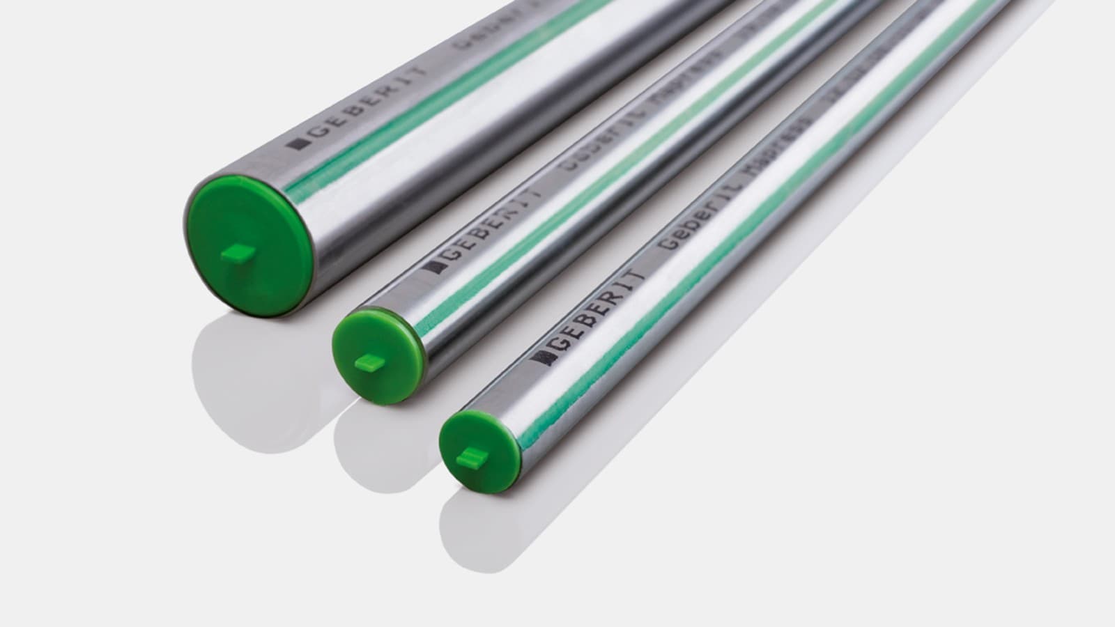 Linia caracteristică de culoare verde marchează ţeava Geberit Mapress Oţel-Inox CrMoTi Linia caracteristică de culoare verde marchează ţeava Geberit Mapress Oţel-Inox CrMoTi
